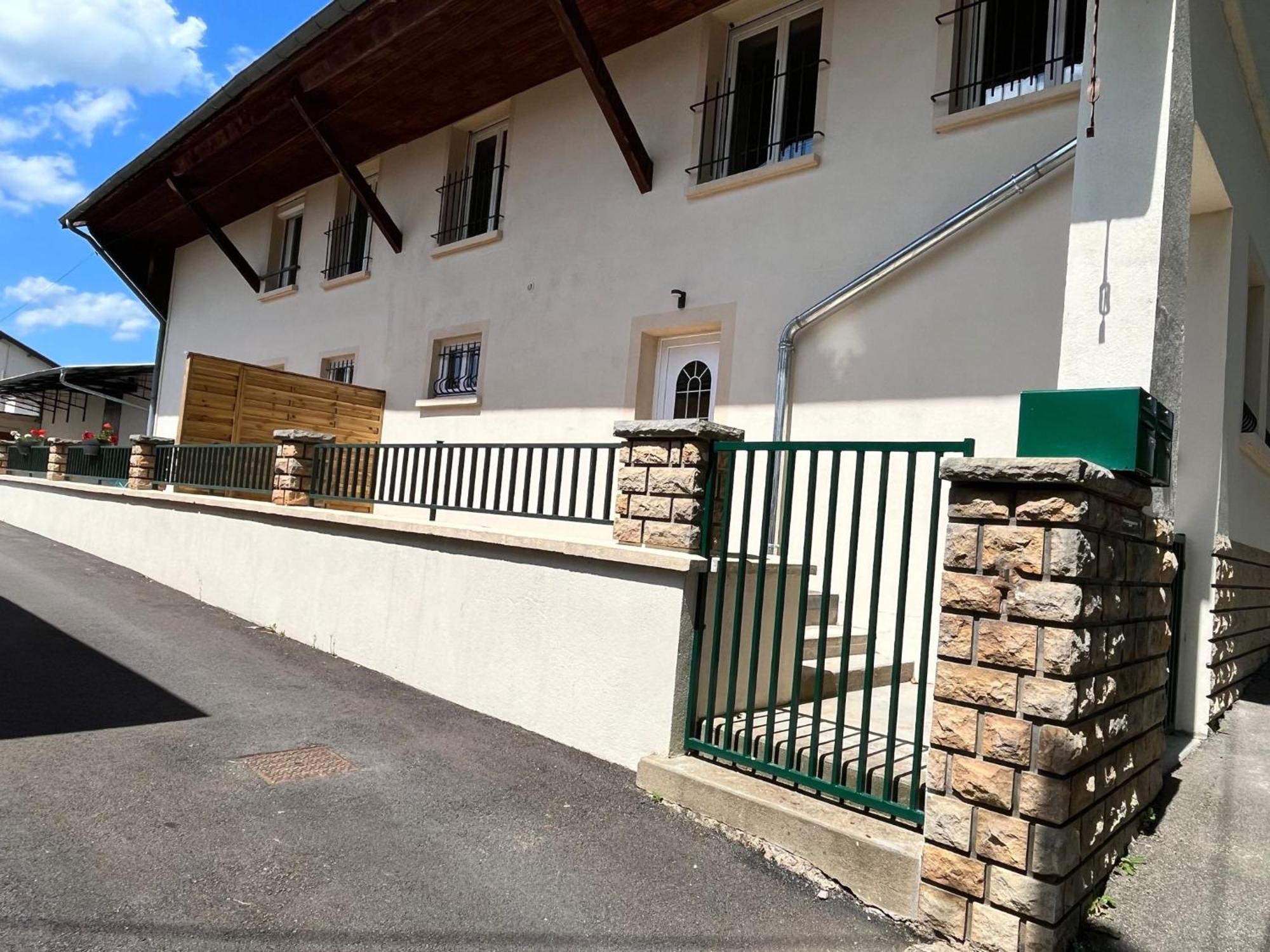 Appartamento Alaimo Et Les2Roses Paray-le-Monial Esterno foto